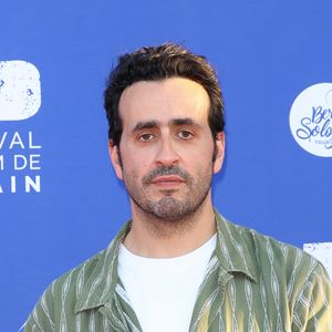 Le rappeur caennais l'a donc programmé lors d'un festival en Suisse.
Jonathan Cohen - Seconde édition du festival du film de Demain au Ciné Lumière à Vierzon le 1er juin 2023. © Coadic Guirec/Bestimage