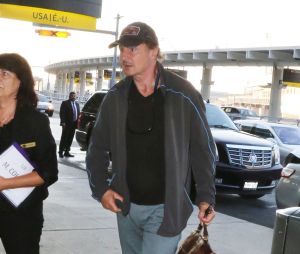 Exclusif - Liam Neeson quitte l'aeroport de Toronto apres avoir assiste au festival du film de Toronto, le 11 septembre 2013 