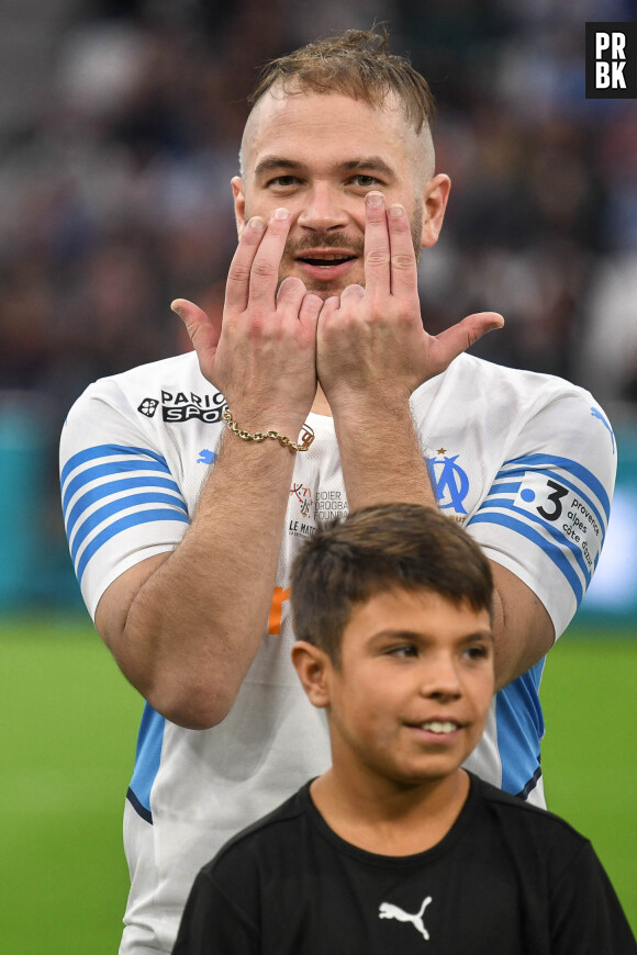 Le rappeur Jul - Match des héros entre l'équipe OM Legends et l'équipe UNICEF au stade Orange Velodrome à Marseille le 13 octobre 2021. © Jean-René Santini/Bestimage