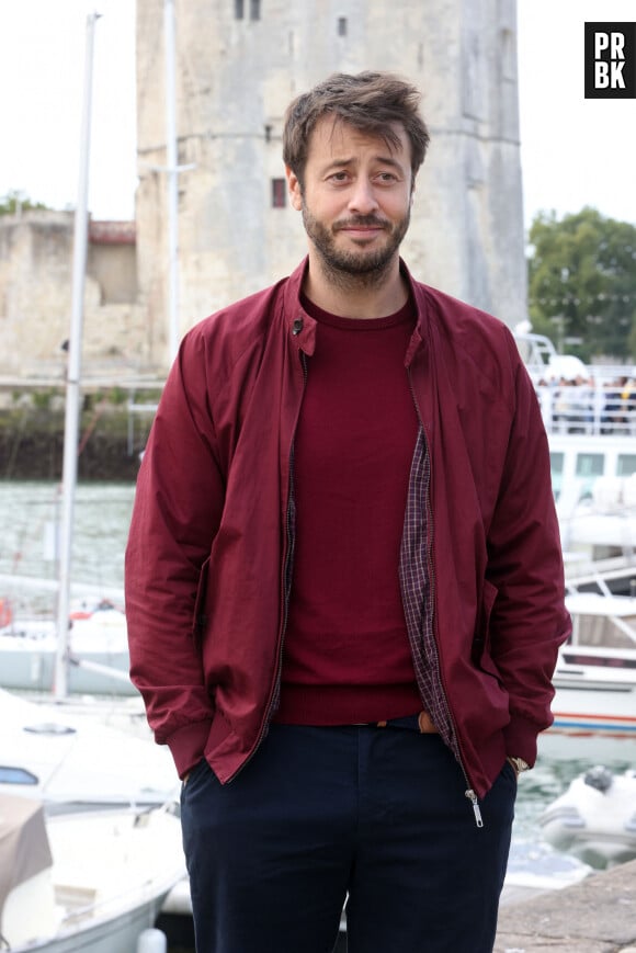 Benjamin Bourgois au photocall de la série "Un si grand soleil" lors de la 23ème édition du Festival de la Fiction tv de la Rochelle 2021 le 18 septembre 2021. © Jean-Marc Lhomer / Bestimage