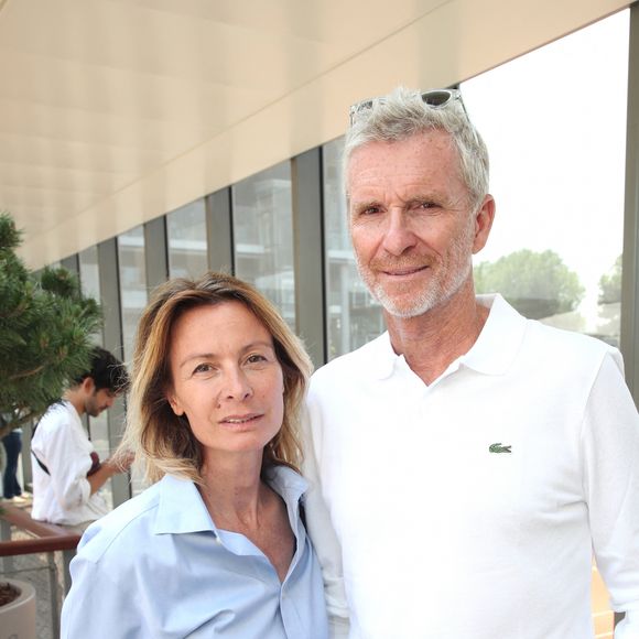 Exclusif - Denis Brogniart et sa femme Hortense lors des Internationaux de France de Tennis de Roland Garros 2023 - Jour 10 - à Paris, France, le 6 juin 2023. © Bertrand Rindoff/Bestimage