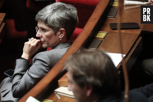 Info - Sandrine Rousseau visée par une plainte relative à son élection à l’Assemblée nationale - Sandrine Rousseau, députée EELV - Séance de questions au gouvernement à l'assemblée nationale, à Paris, France, le 22 novembre 2022. © Stéphane Lemouton/Bestimage 