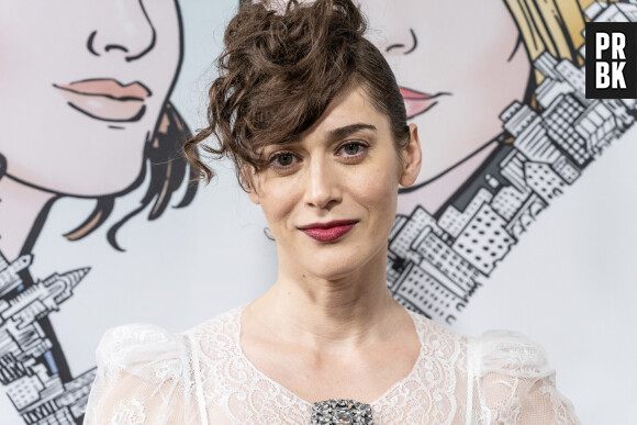 Lizzy Caplan à la première du film "Fleishman Is In Trouble" à New York, le 7 novembre 2022. 