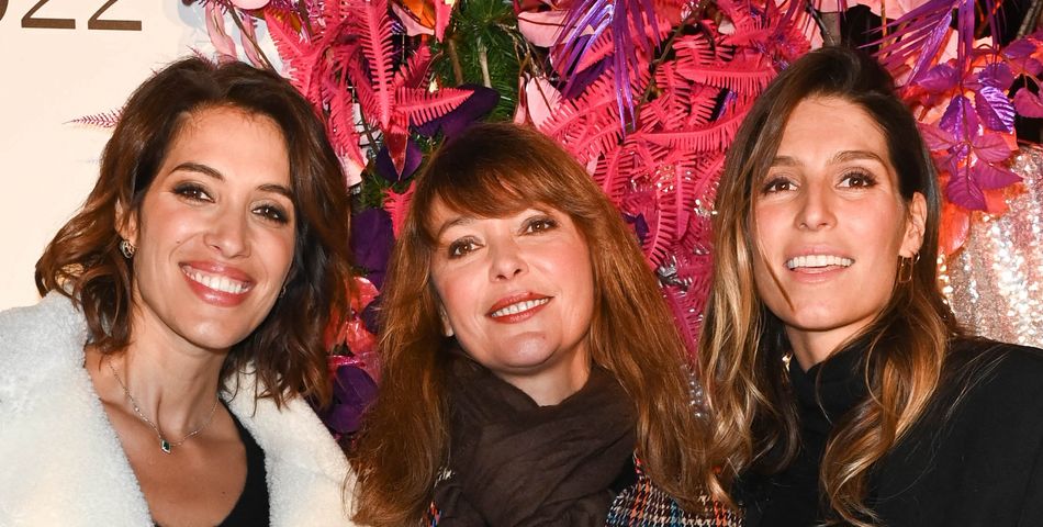 Laurie Cholewa, Sandrine Quétier et Laury Thilleman (Miss France 2011