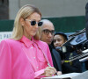 Celine Dion a choisi de s'habiller en rose pour la Journée Internationale pour les Droits des Femmes à New York le 7 mars 2020