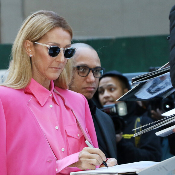 Celine Dion a choisi de s'habiller en rose pour la Journée Internationale pour les Droits des Femmes à New York le 7 mars 2020