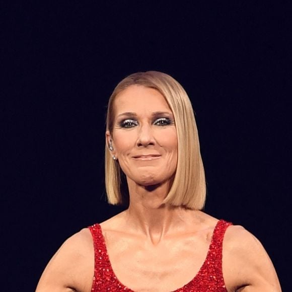 Céline Dion en concert à l'American Airlines Arena dans le cadre de sa tournée "Courage World Tour" à Miami, le 17 janvier 2020. Céline Dion a rendu hommage à sa mère Thérèse Dion décédée le jour même. 