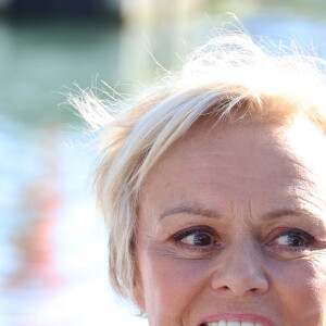 Muriel Robin lors du photocall du film "Les yeux grands fermés" lors de la 25ème édition du Festival de la fiction de la Rochelle, France, le 14 septembre 2023. © Denis Guignebourg/BestImage 