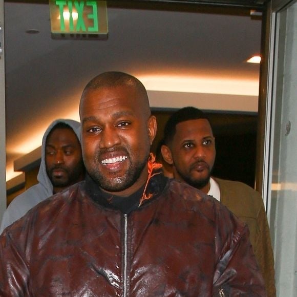 Le rappeur Ye (Kanye West) a dîné au restaurant E Baldi à Los Angeles, après être allé voir jouer son fils Saint dans un match de basket à la Mamba Academy. Le 16 juin 2023