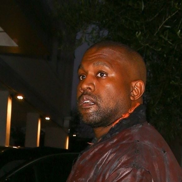 Le rappeur Ye (Kanye West) a dîné au restaurant E Baldi à Los Angeles, après être allé voir jouer son fils Saint dans un match de basket à la Mamba Academy. Le 16 juin 2023