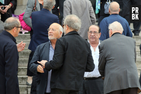 Jean-Luc Azoulay - Obsèques de Pierre Grimblat au crématorium du Cimetière du Père-Lachaise à Paris le 7 juin 2016. 