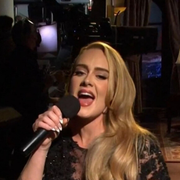 Adele dans le Saturday Night Live à Los Angeles, le 24 octobre 2020