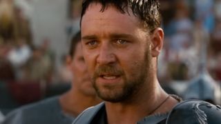 Mettez Gladiator en pause à 21 minutes et 57 secondes : un voyageur temporel s'est-il égaré dans la Rome antique ?!