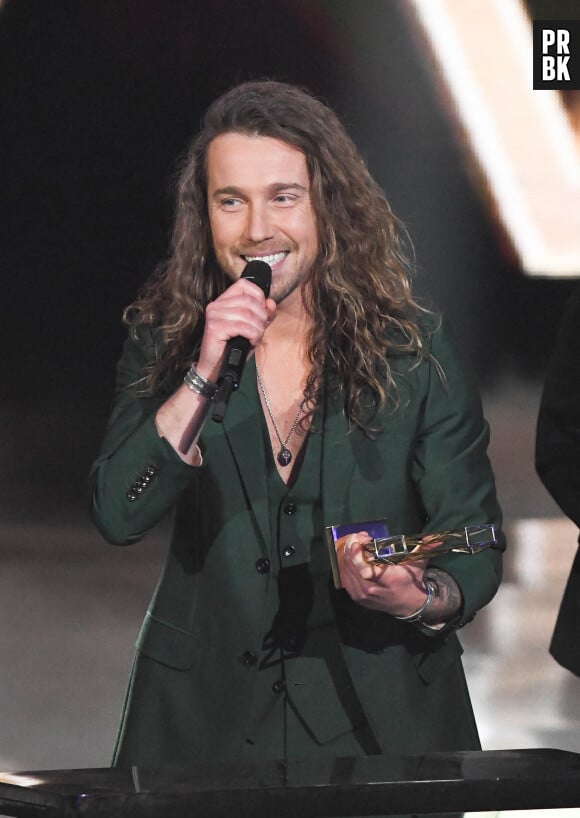 Julien Doré (Victoire de la musique, catégorie "création audiovisuelle", pour son clip "Nous") - 36ème édition des Victoires de la Musique à la Seine Musicale à Boulogne-Billancourt, France, le 12 février 2021. © Coadic Guirec/Bestimage  Celebs during the 36th edition of the Victoires de la Musique at the Seine Musicale in Boulogne-Billancourt, France, on February 12, 2021.