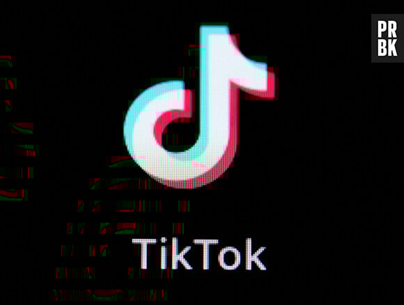09 December 2021, Baden-Wuerttemberg, Rottweil: The application app TikTok can be seen on the display of an iPhone SE. Photo by Silas Stein/DPA/ABACAPRESS.COM