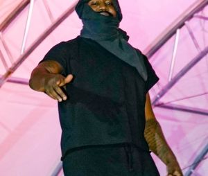Celle-ci sera située au Moyen-Orient.
Exclusif - Kanye West fête en famille le lancement de l'album Vultures au Wynwood Marketplace à Miami, le 11 décembre 2023.