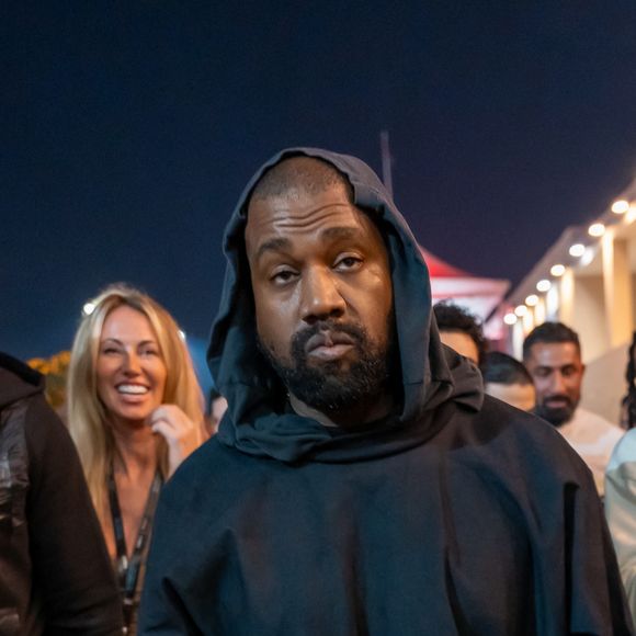 Le rappeur de 47 ans souhaite créer une ville.
Kanye West lors du Grand Prix de Formule 1 d'Abu Dhabi, Yas Marina Circuit le 26 Novembre 2023 à Abu Dhabi, Emirats arabes unis. © Nicolas Briquet / Bestimage