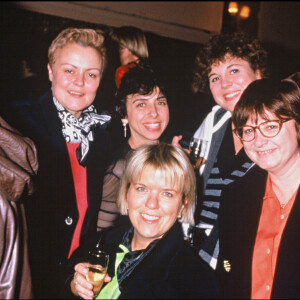 Archives - Muriel Robin, Isabelle De Botoon, Michèle Bernier, Mimie Mathy et Josiane Balasko au spectacle de Pierre Palmade en 1992
