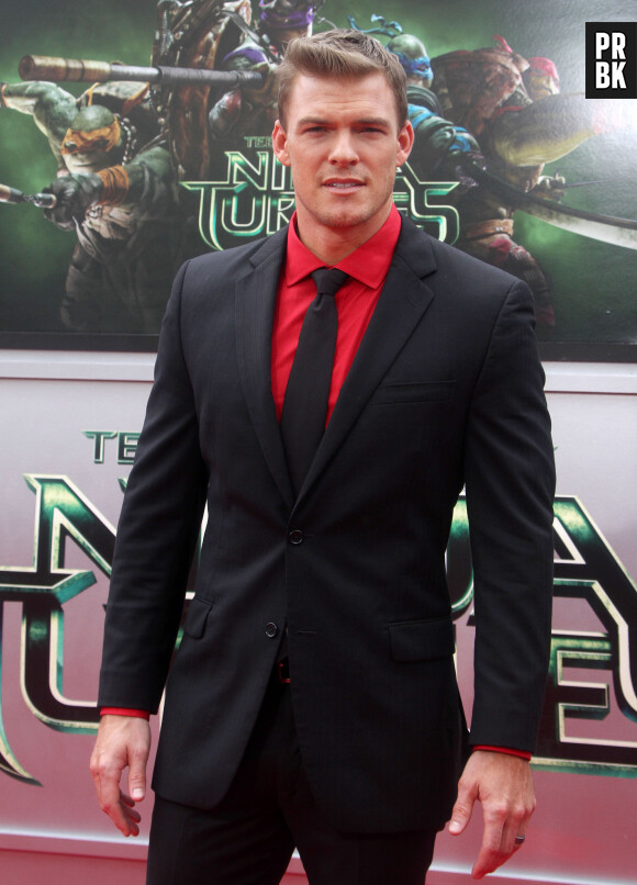 Alan Ritchson - Première du film "Teenage Mutant Ninja Turtles" à Westwood, le 3 août 2014.