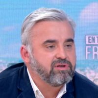 Alexis Corbière perd ses nerfs sur TF1 après une question sur le dérapage antisémite de sa fille