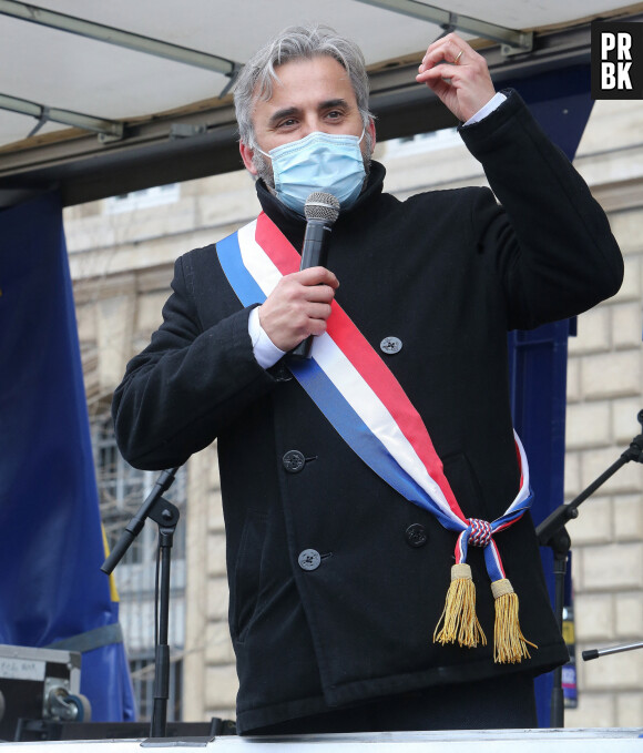 Alexis Corbière - Manifestation des intermittents du spectacle, place de la République, à Paris. Le 4 mars 2021