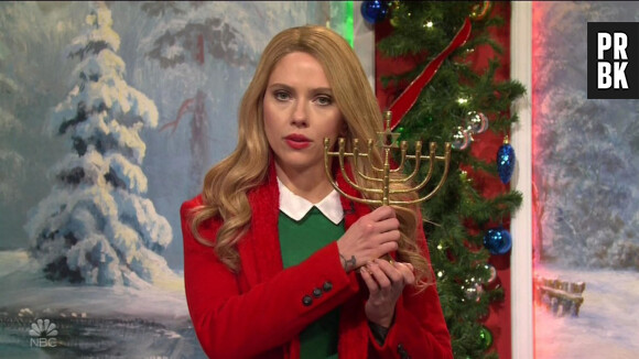Scarlett Johansson dans un sketch pour l'émission Saturday Night Live