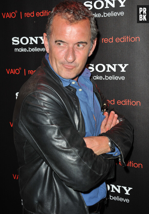 Christophe Dechavanne - Soiree Sony Style a la boutique Sony (39 avenue George V) a Paris le 2 juillet 2013.