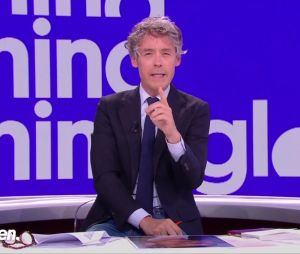 Yann Barthès dévisage CNews après un discours de Zemmour