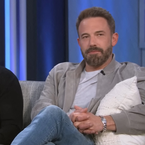 "On était fauché au bout de 6 mois" : Ben Affleck explique comment lui et Matt Damon ont dilapidé leur premier salaire de 600 000 dollars