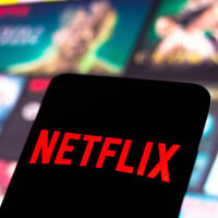 La série la plus drôle de tous les temps va quitter Netflix le 1er juillet 2024 (mais on a quand même une bonne nouvelle !)