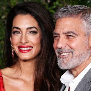 Amal Alamuddin Clooney, George Clooney - Première du film "Ticket to Paradise" à Los Angeles, le 17 octobre 2022.