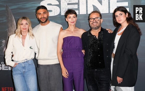 Anne Marivin, Nassim Lyes, Bérénice Béjo, Xavier Gens et Lea Leviant - Avant-première Netflix du film "Sous la Seine" de Xavier Gens au cinéma le Grand Palais Immersif à Paris le 4 juin 2024. © Coadic Guirec/Bestimage