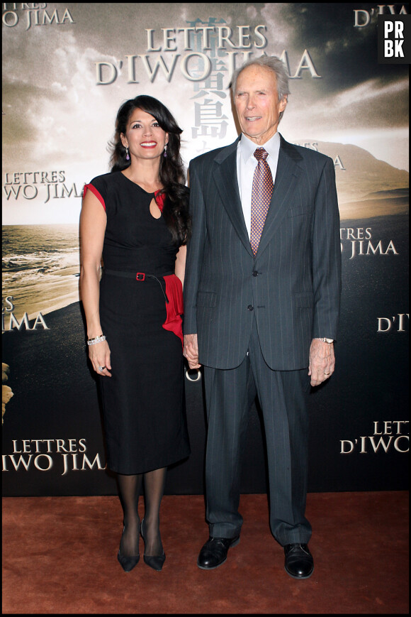 Clint Eastwood et sa femme Dina Luiz à la première du film Lettres d'Iwo Jima.