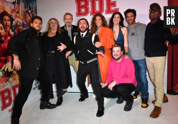 Rayane Bensetti, Lola Dubini, Vincent Desagnat, Michaël Youn, Manon Azem, Helena Noguerra, Tomer Sisley, Lucien Jean-Baptiste et Ludovik - Avant-Première du film "BDE" de M. Youn au cinéma Publicis à Paris le 20 février 2023. © Veeren/Bestimage