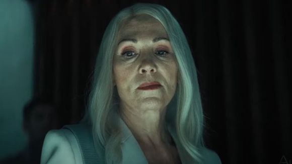 Si vous aimez Black Mirror, ne loupez pas ce film de science-fiction sur Netflix ! Une histoire sombre, dystopique et tordue...