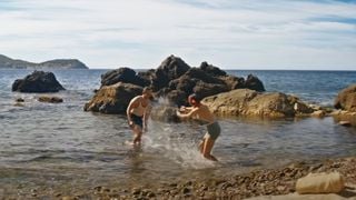 Après 6 saisons et 3 films, cette série culte aura un spin-off... qui va concurrencer La Chronique des Bridgerton