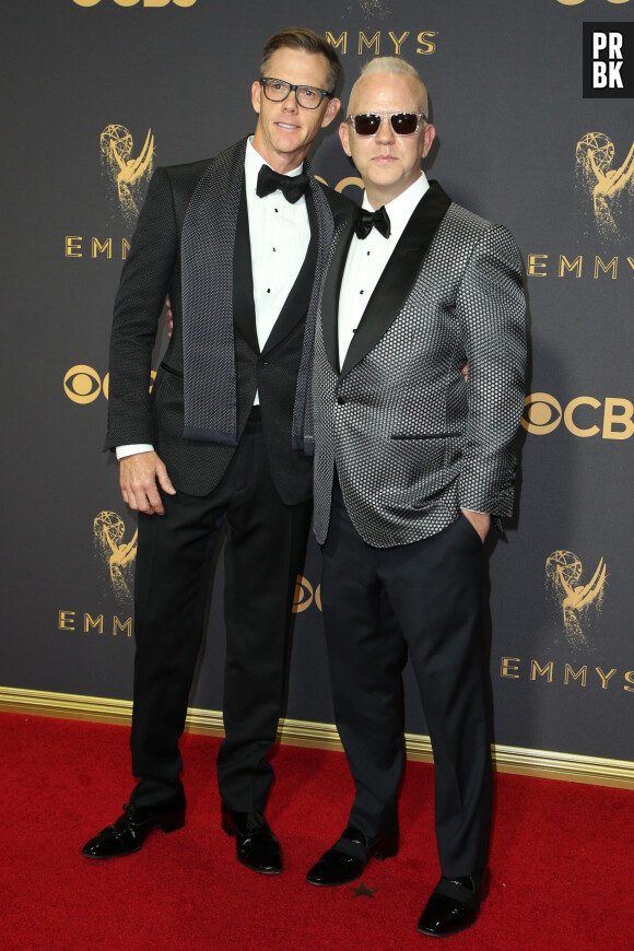 David Miller et Ryan Murphy à la 69ème cérémonie des Emmy Awards au Théâtre Microsoft à Los Angeles, le 17 septembre 2017.  The stars walk the red carpet during the 69th Primetime Emmy Awards held at The Microsoft Theater in Los Angeles. 17th september 2017. 