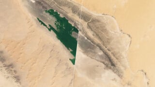 Digne d'un film de science-fiction : en septembre, de fortes pluies ont inondé le Sahara ! Les images incroyables de ces lacs dans le désert