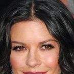 Catherine Zeta-Jones ... Sa santé passe avant le travail