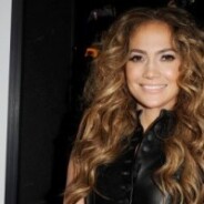 Jennifer Lopez donne de l&#039;amour ... Ecoutez Love, son nouvel album sur Deezer (AUDIO)