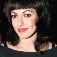 Jennifer Ayache ... Son nouveau single solo ... Make The Rules