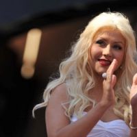 Christina Aguilera concurrence Shakira le temps d&#039;une chanson (AUDIO)