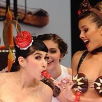 Salon du chocolat 2011 : Clara Morgane et ses copines sexy et gourmandes (PHOTOS)