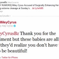Miley Cyrus parle de ses seins : &#039;&#039; ses bébés à elle&#039;&#039; (PHOTO)