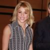 Shakira sexy pour la remise du prix de Chevalier de l'ordre des arts et des lettres