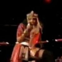 Madonna : le doigt d&#039;honneur de M.I.A. au Super Bowl gâche la fête (VIDEO)