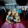Rosie et Grace avec Rihanna aux Grammy Awards