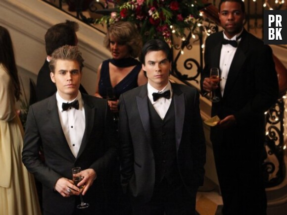 Damon et Stefan lors de l'épisode du bal