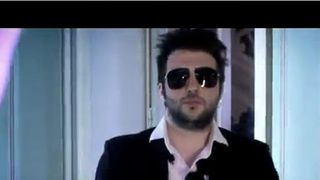 Helmut Fritz : Les Filles, son clip 100% macho !
