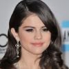 Selena Gomez très glamour